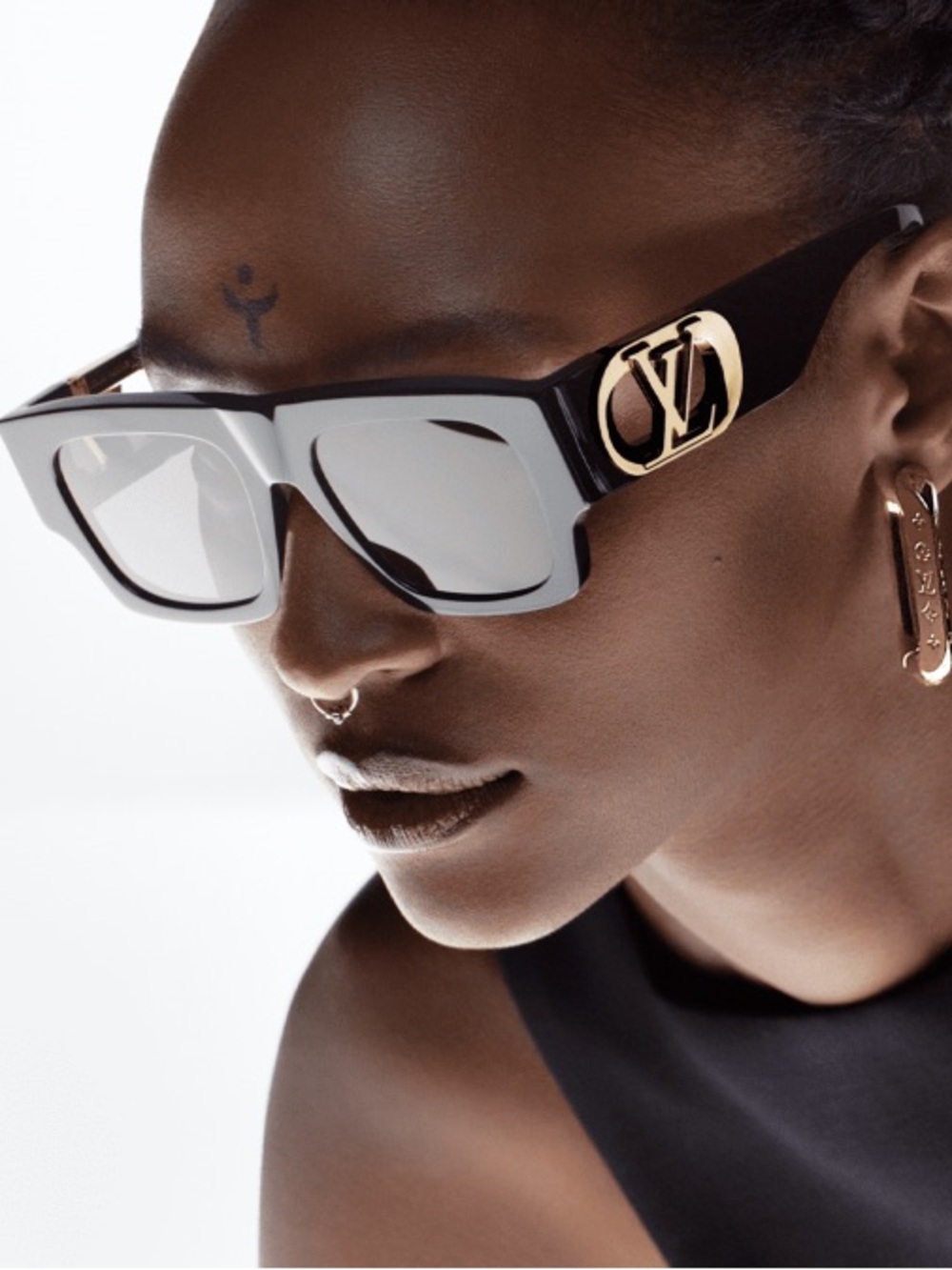 Louis Vuitton Women’s Link Black Sunglasses with Gold LV Emblem
